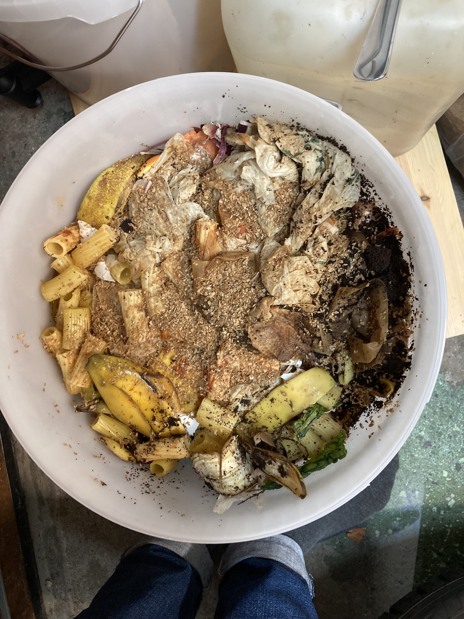 Make your own bokashi bucket